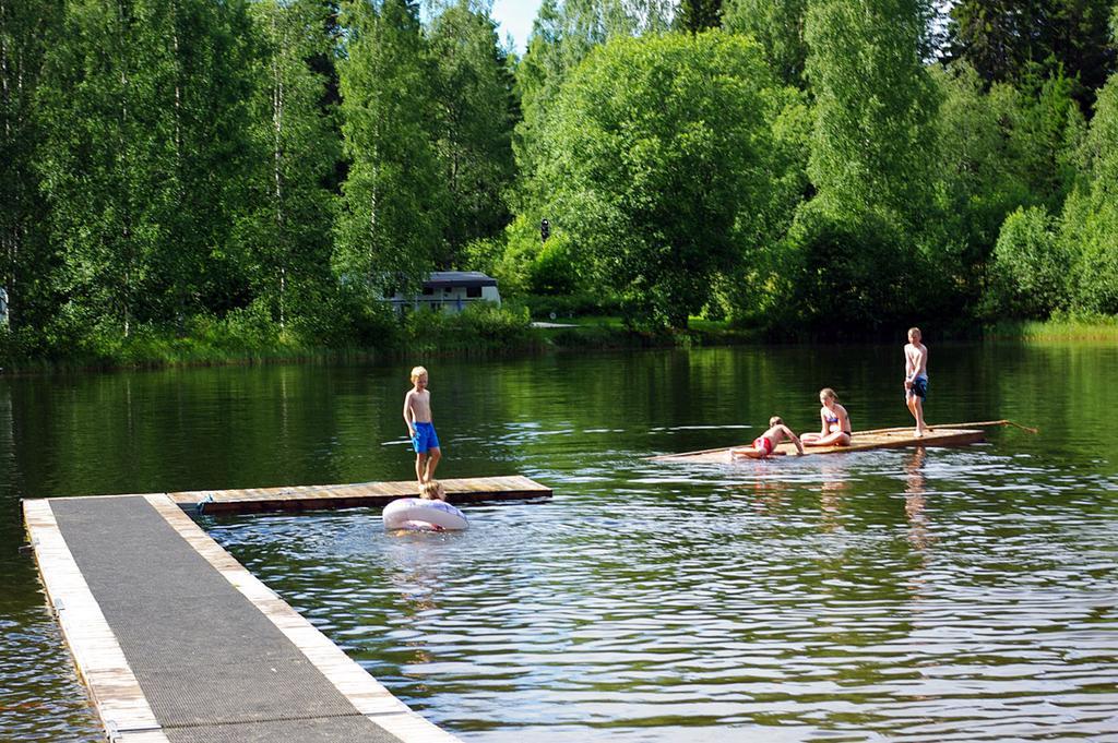 Lits Camping, Stugby Och Kanot Екстер'єр фото