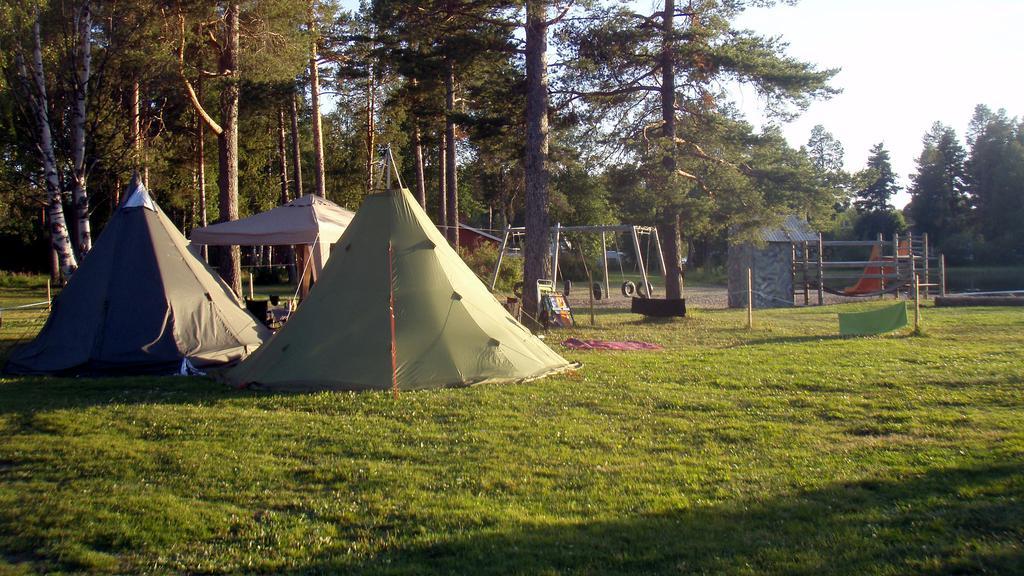 Lits Camping, Stugby Och Kanot Екстер'єр фото